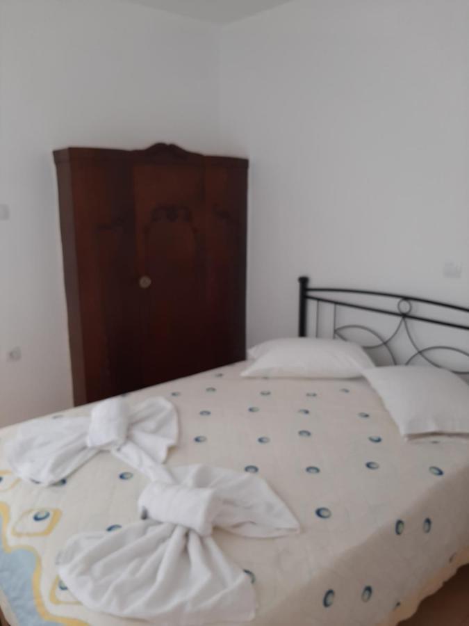 Lemon Garden 2 Apartment Karidi Екстериор снимка